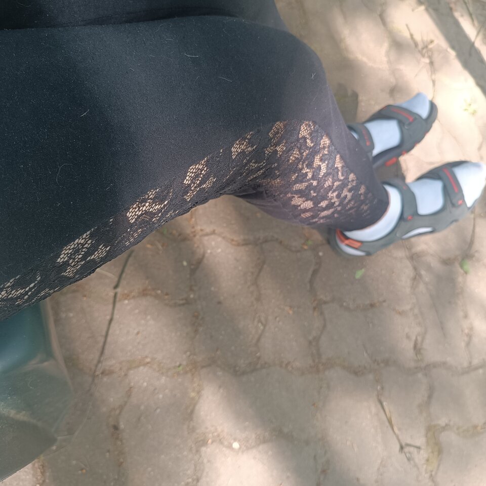 W legginsach..... 🔥😜👁️ - Gregorja