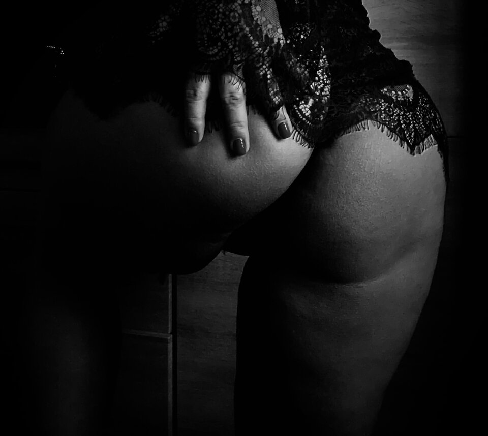 IMG_4684.jpeg - QueenOfSensuality