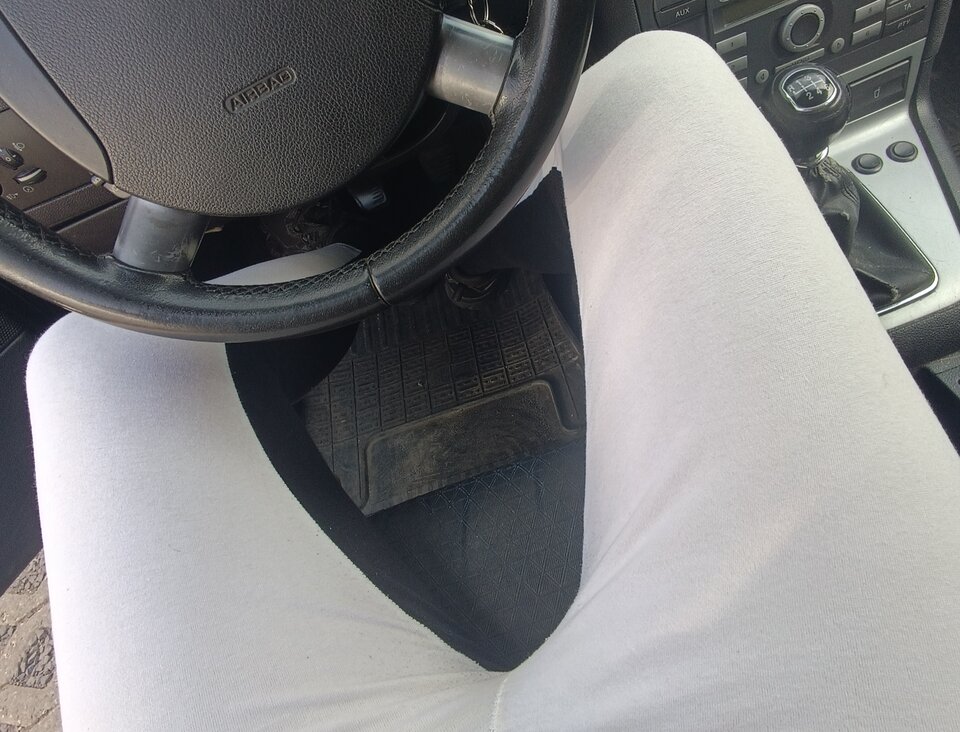 Na biało i czarno.... 👄🛣️ - Gregorja