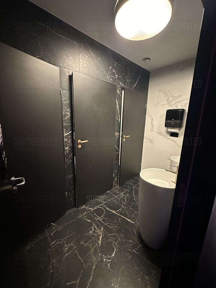 Łazienki na Swing United - SwingUnited