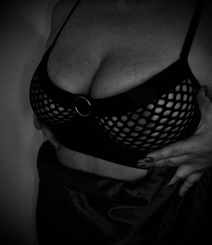 IMG_6469.jpeg - QueenOfSensuality