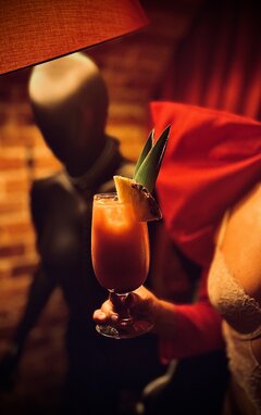 KTO NIE BZYKA TEN PIJE!! z serii fraszek "myśli magiczne"