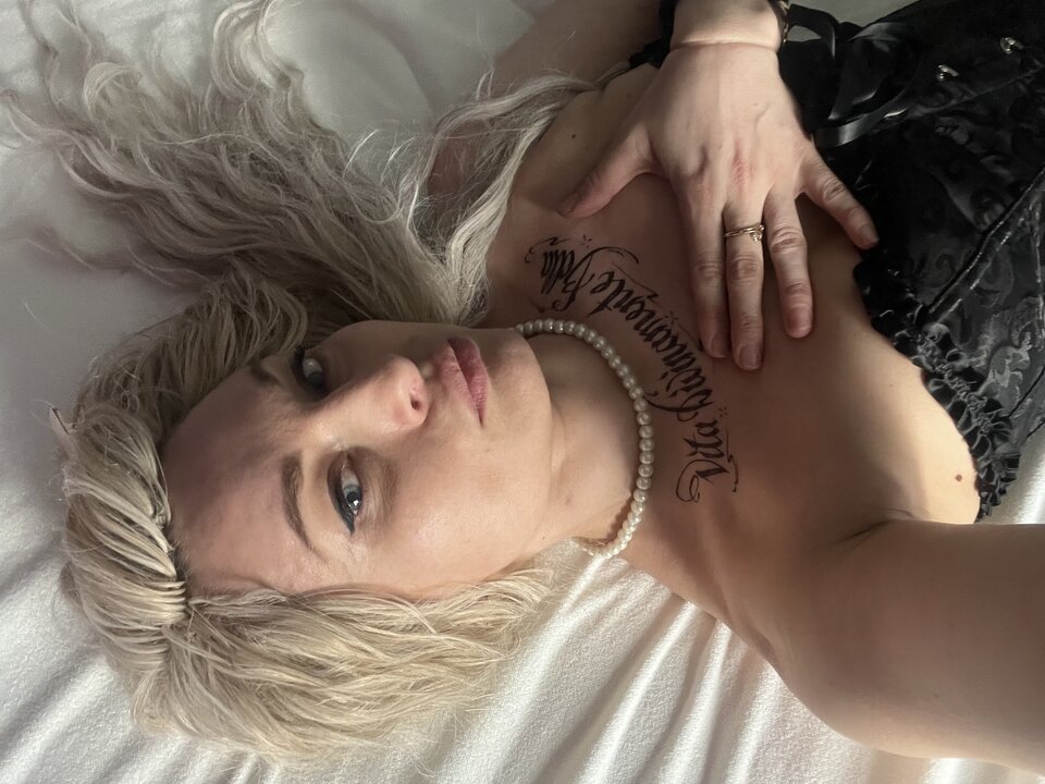 IMG_7514.jpeg - YourBlackAngel