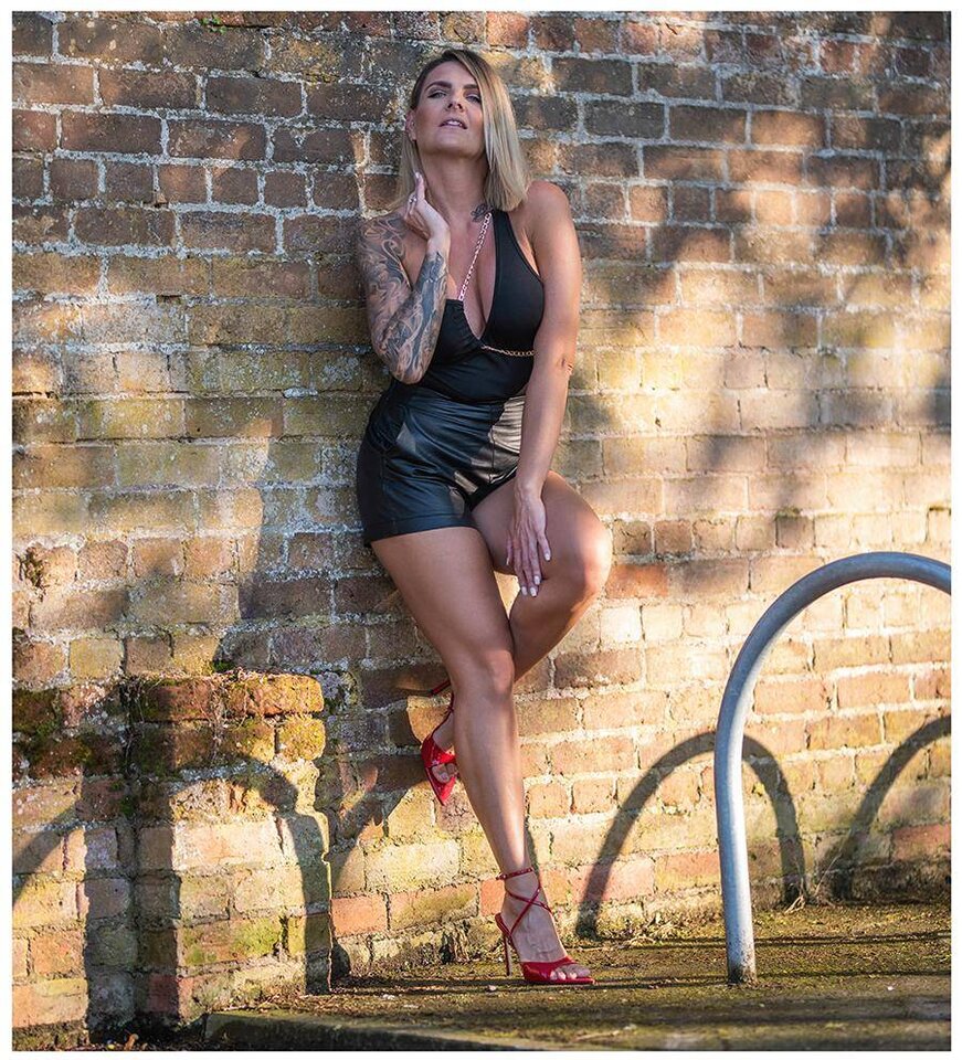 signal-2024-05-19-21-09-53-980-1.jpg - metalcfcouple