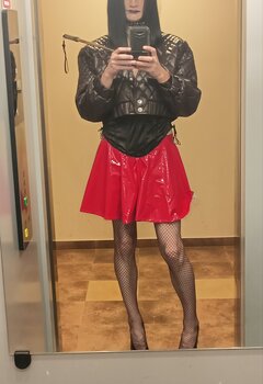 Trochę pod latarnię się nadaje.