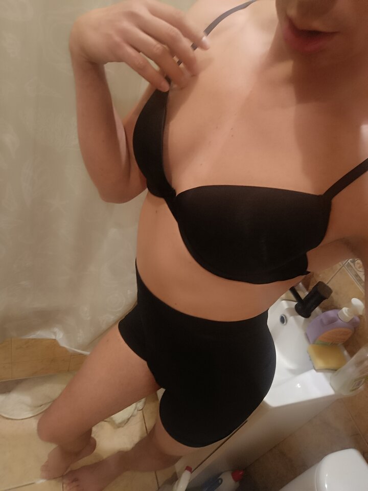 17163272095398010055045931027382.jpg - Bisexi1