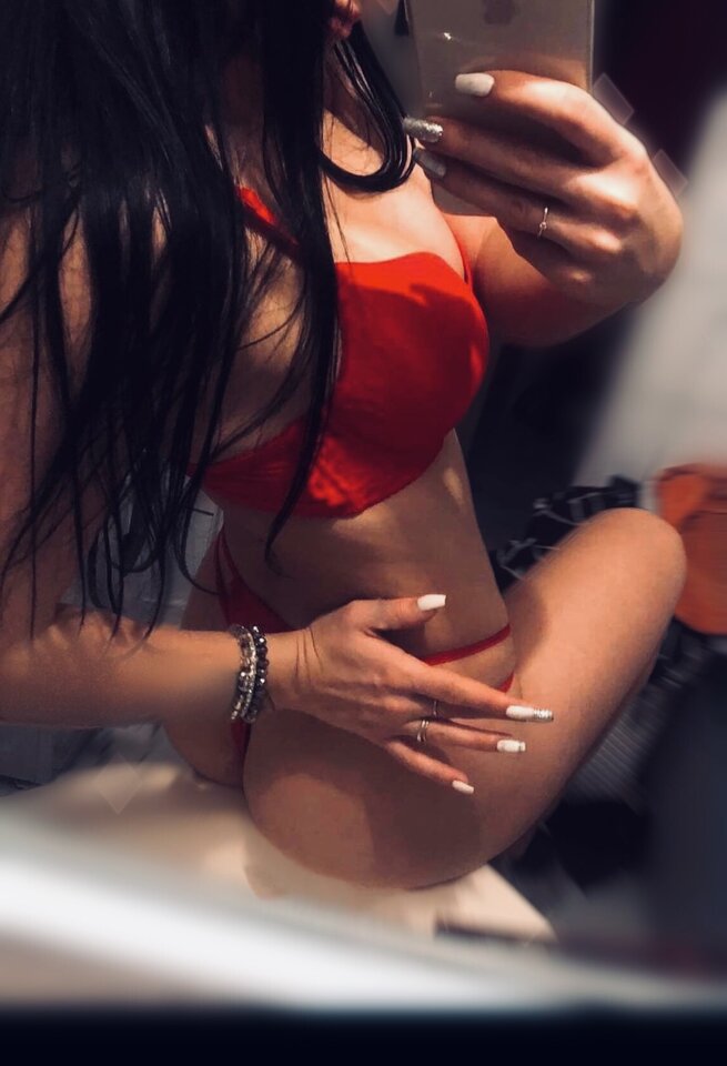 Lady in red 🔥👌 - Sexiparka2121
