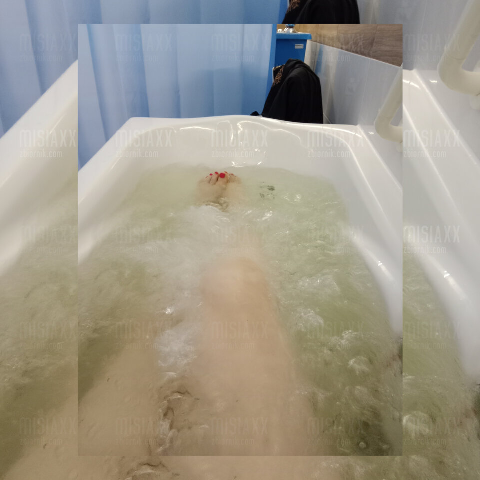 Bull.. . Bul... Bulll.. . - misiaXX