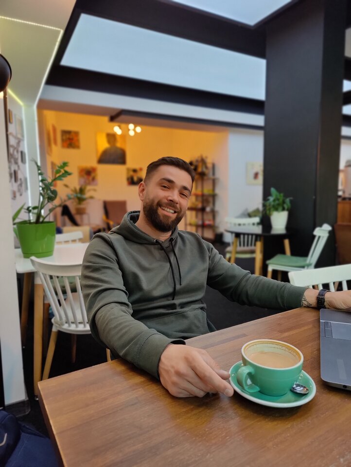 1000007630.jpg - Den1985