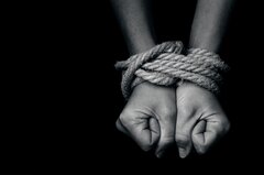 hands-rope-bondage-wallpaper-b774b2c6cf09ea81c4d8273ac9e480c8.jp