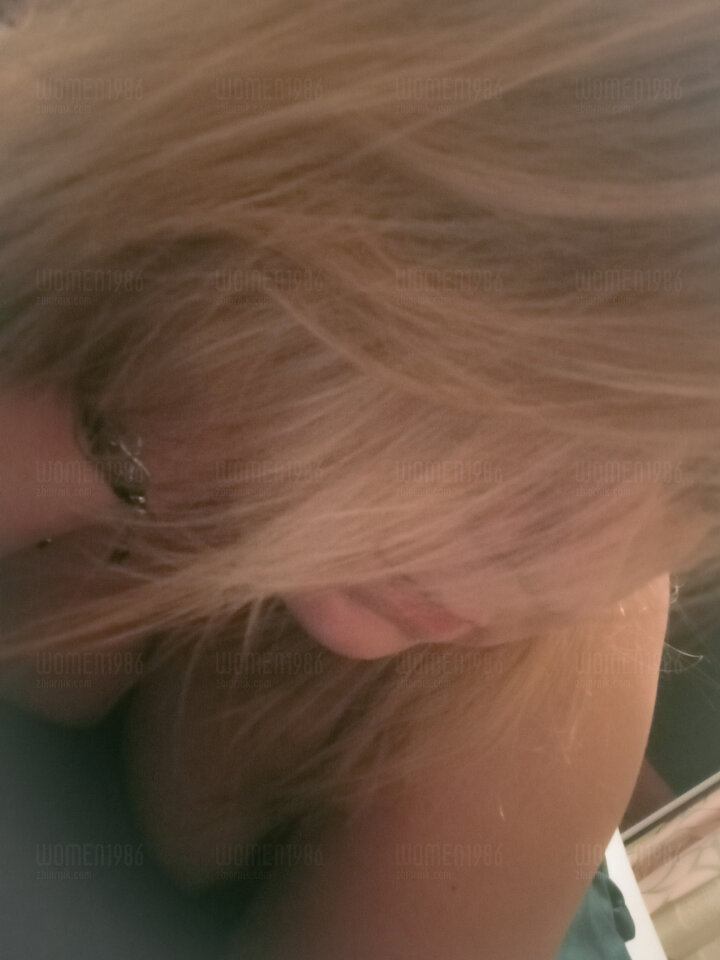 1000021402.jpg - Women1986