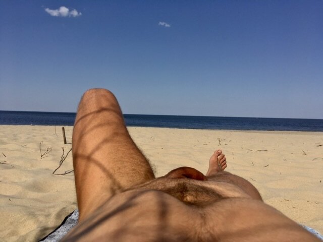 Poniedziałkowe pieczenie kiełbaski 🤪😎☀️🏖🏝 - Plazowicz3city