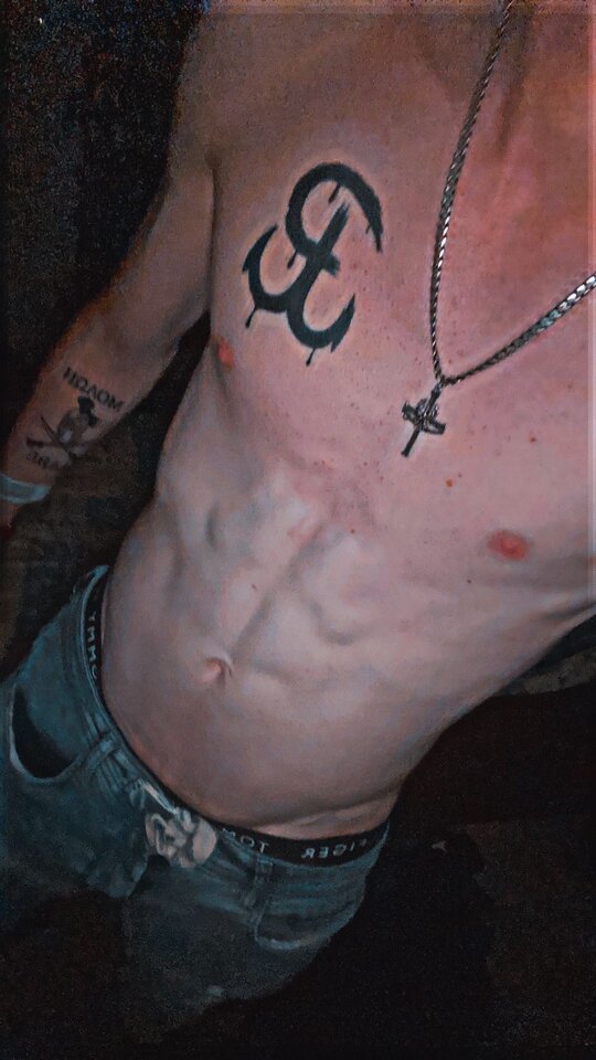 A1FF2466-B1A9-4637-8DAA-F25F311D0C26.jpeg - KingBezQueen69