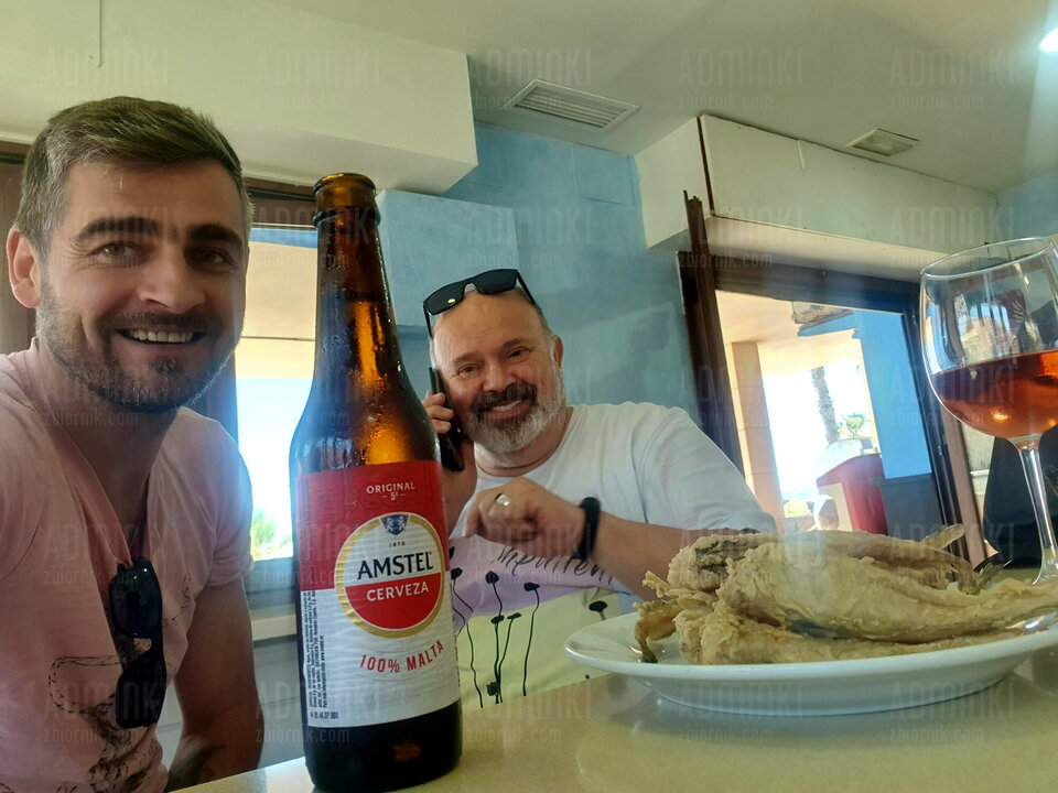 W barze na plaży 🇪🇸🇪🇸🇪🇸❤️❤️❤️🏖 - Adminki