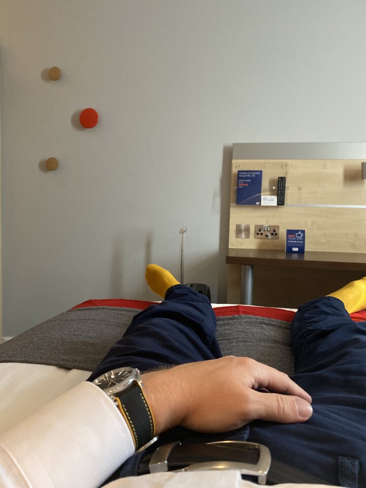 image.jpg - best_surfer