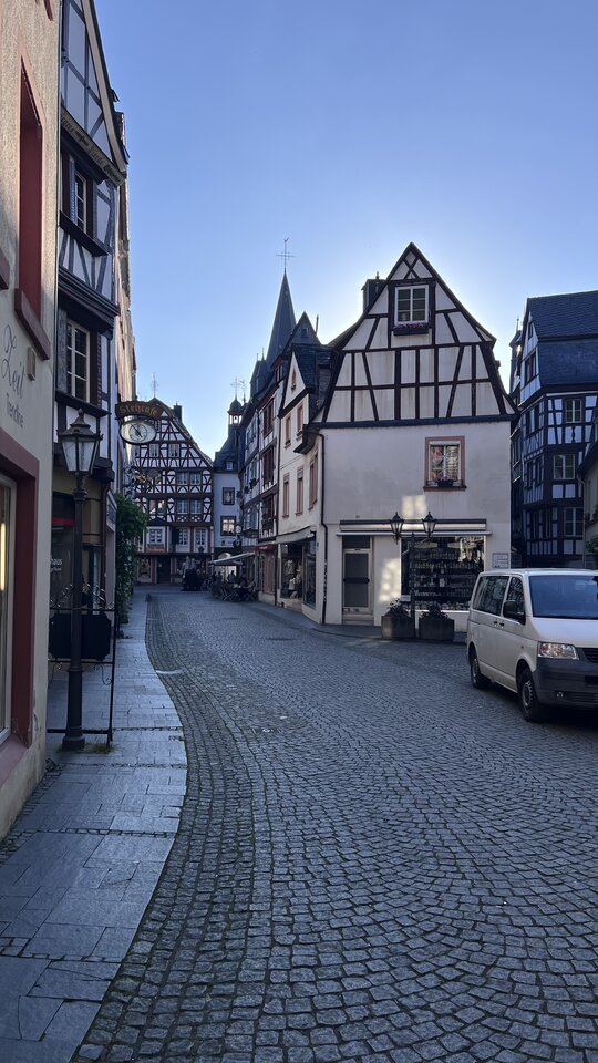 IMG_6208.jpeg - nrw670n