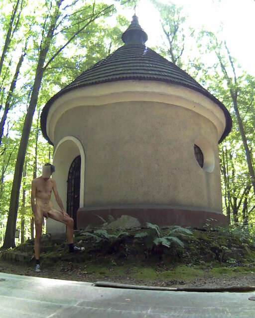 Katowice - kapliczka Hubertus.mp4_snapshot_00.39.639.jpg - Krzysztof_cfnm