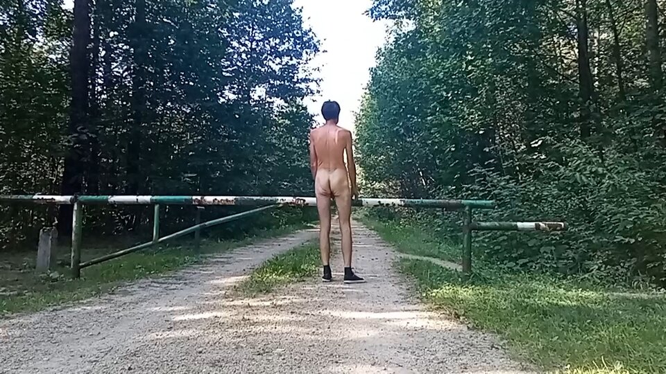 VID_20230825_160425.mp4_snapshot_00.21.371.jpg - Krzysztof_cfnm
