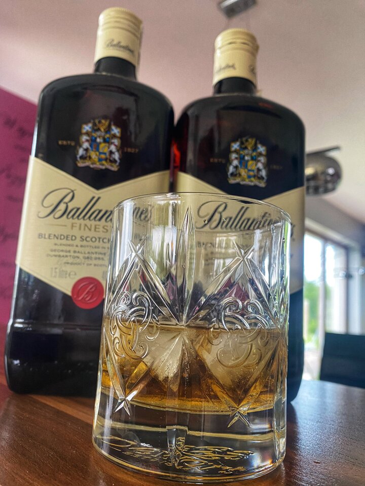 🎂🤣 - serialowapara19782