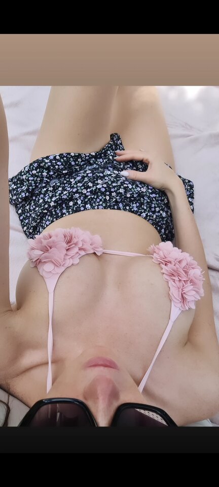 Photos.jpg - ParaGrey