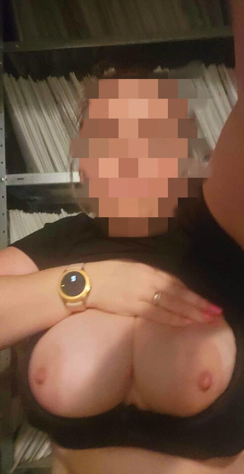 Point Blur_Jun172024_155253.jpg - EndrjuEmi