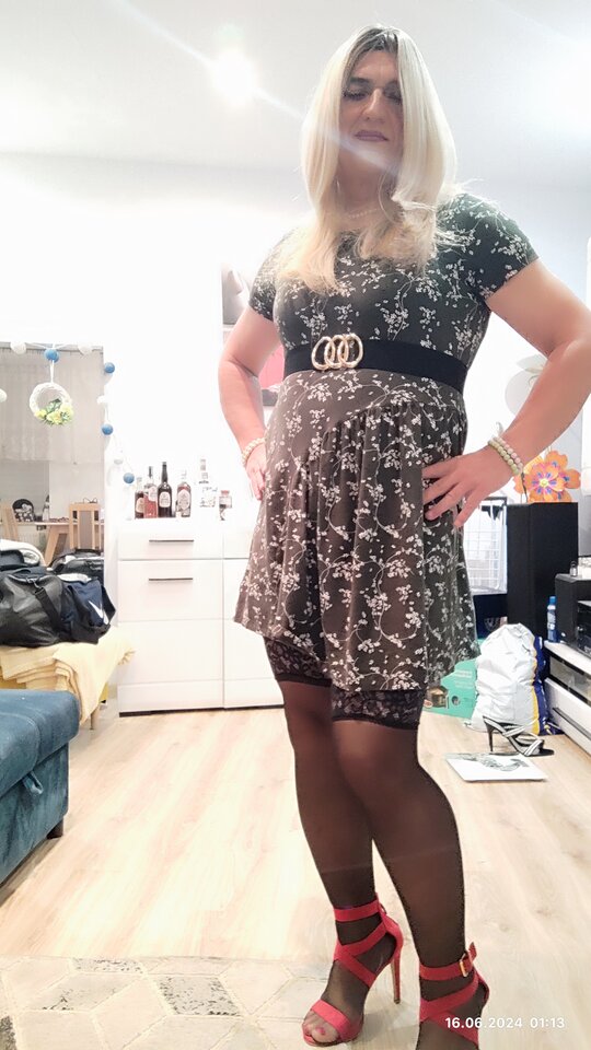 1000108402.jpg - Daria54