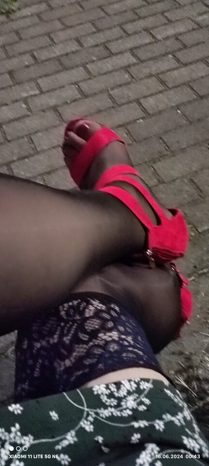 1000108377.jpg - Daria54