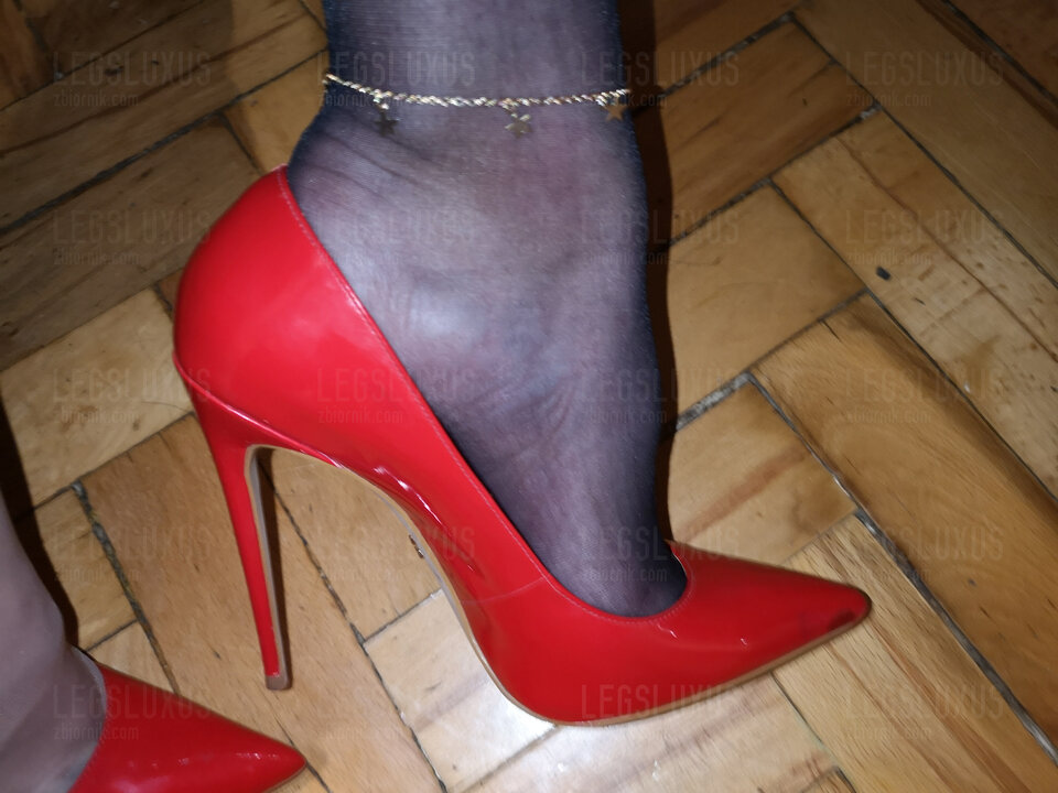 20240620_223728.jpg - LegsLuxus