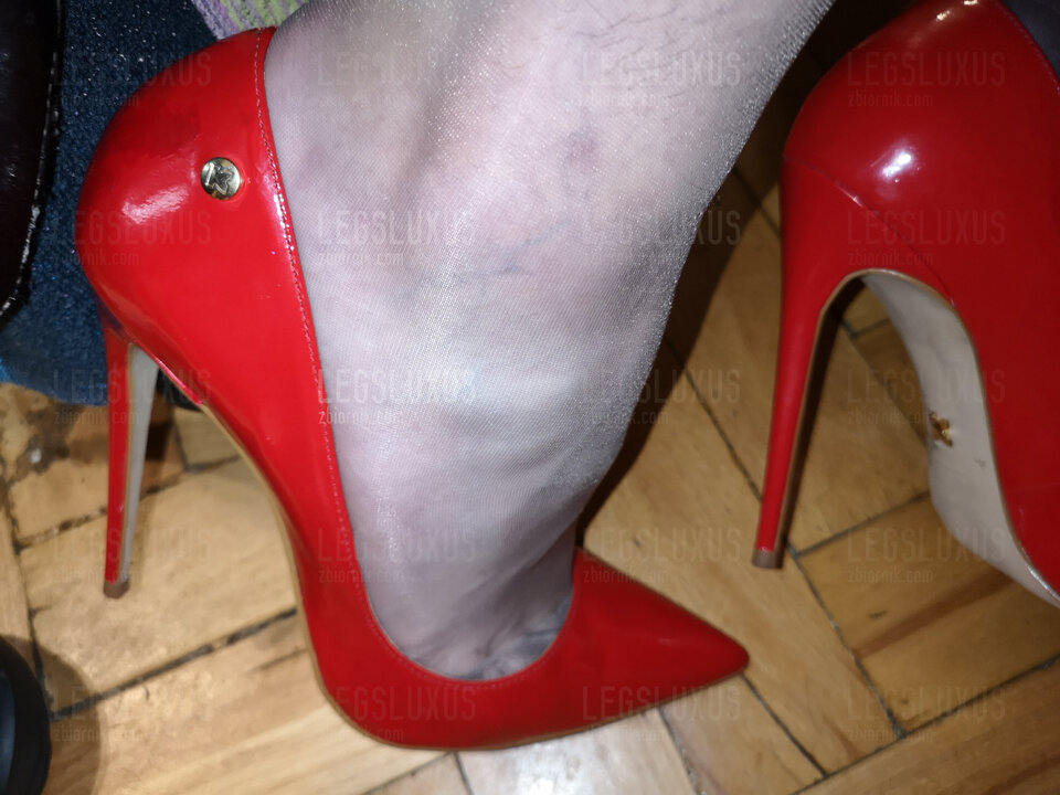 20240620_223724.jpg - LegsLuxus