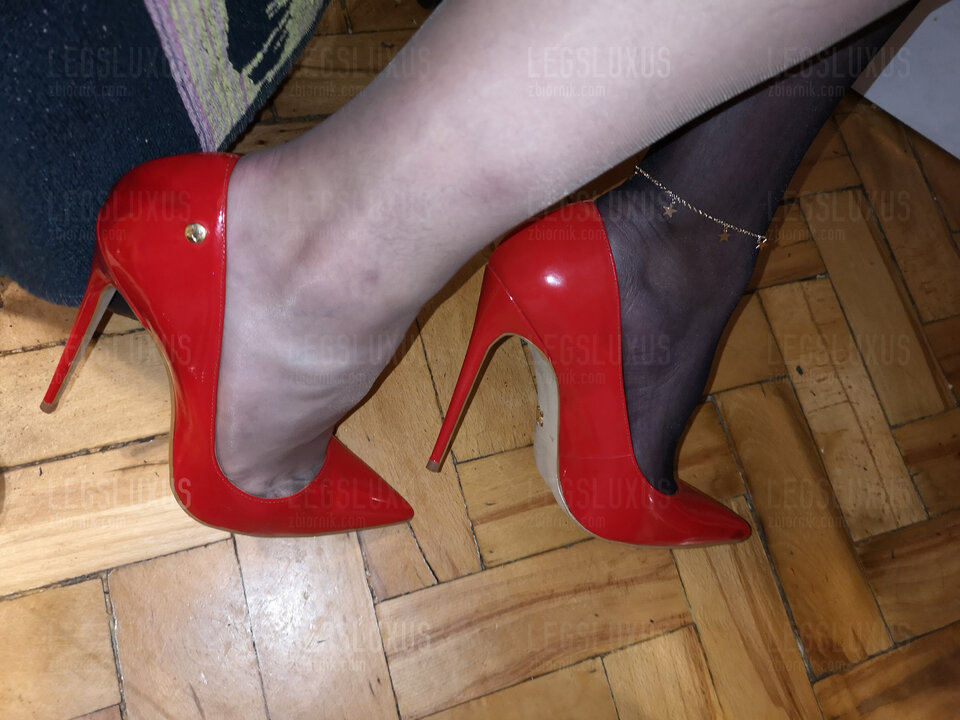 20240620_223718.jpg - LegsLuxus