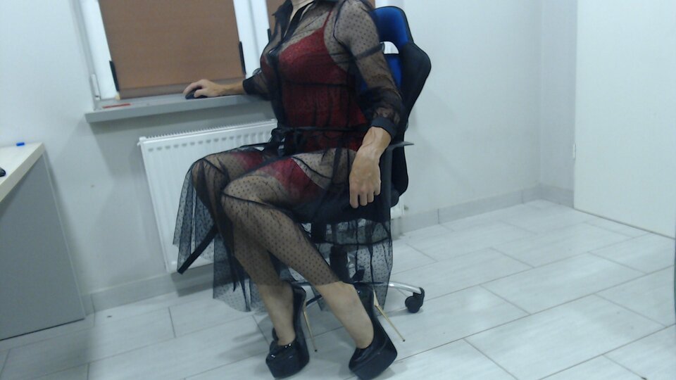 WIN_20240621_22_41_19_Pro.jpg - sisysuz