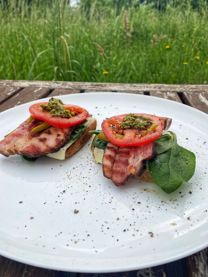 🥓 - serialowapara19782