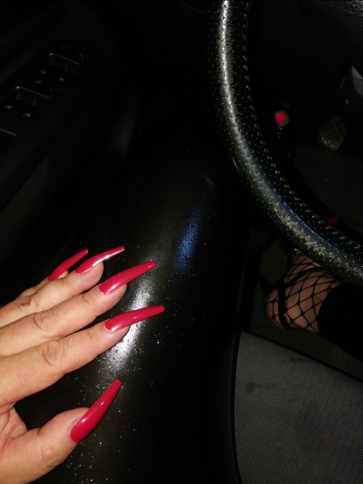 Screenshot_20240627_120742_Gallery.jpg - RoksanaiNikol