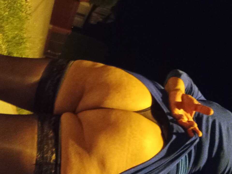 1000040806.jpg - lickemydick