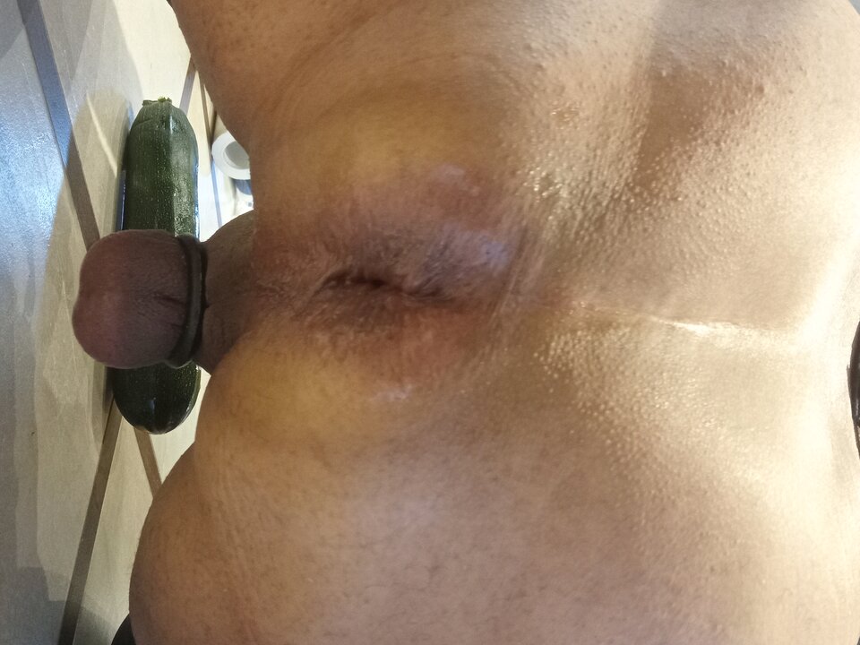 1000040887.jpg - lickemydick