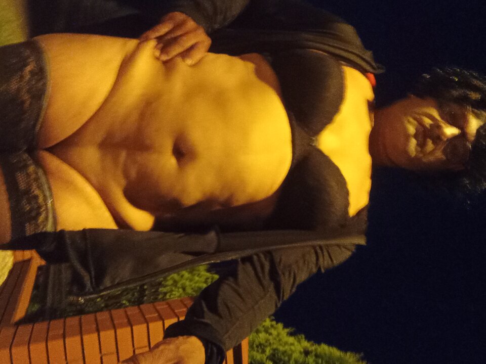 1000040861.jpg - lickemydick