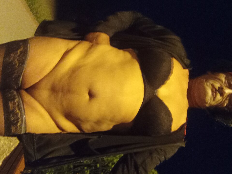 1000040856.jpg - lickemydick