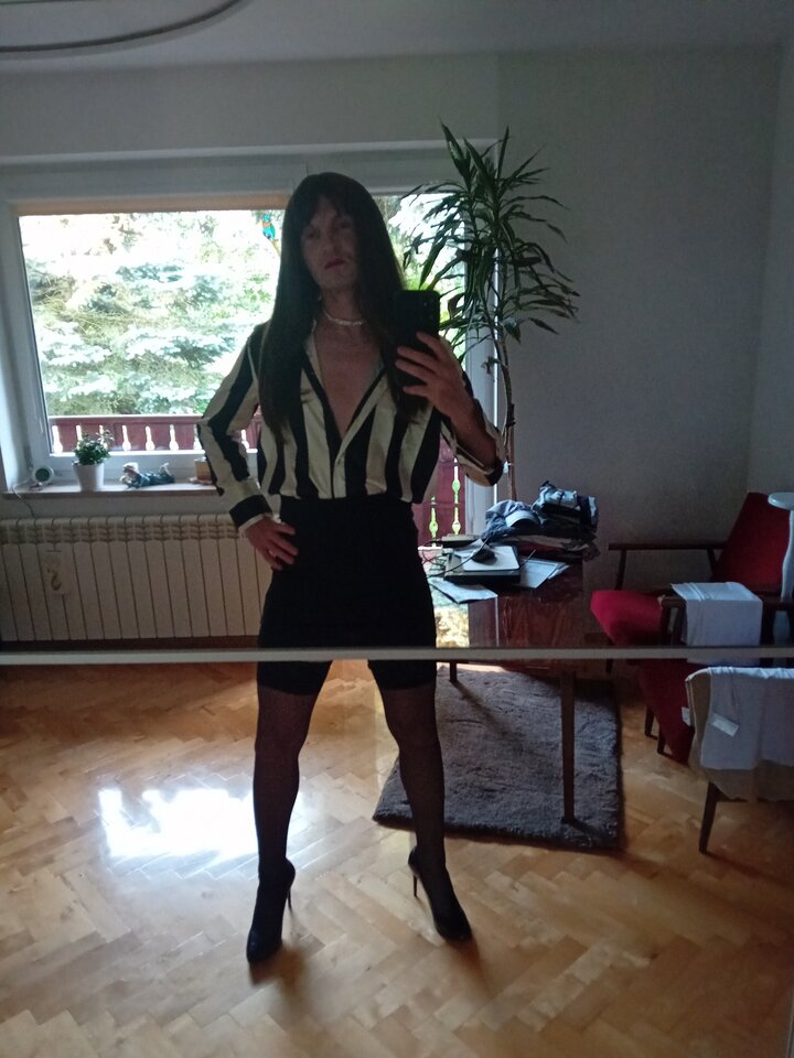 1000031450.jpg - sylviacrossdress