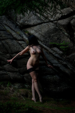 Otulona mrokiem 🖤