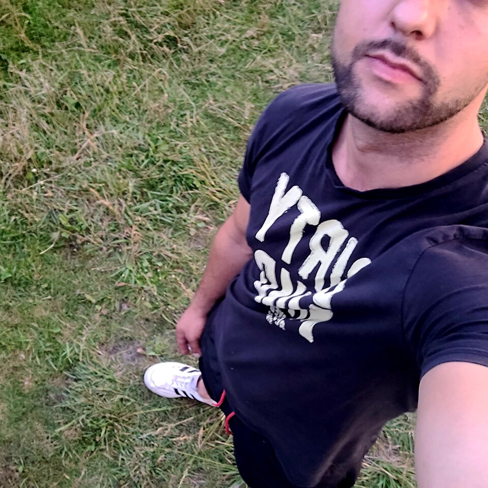 1000020597.jpg - Handsomeboy28