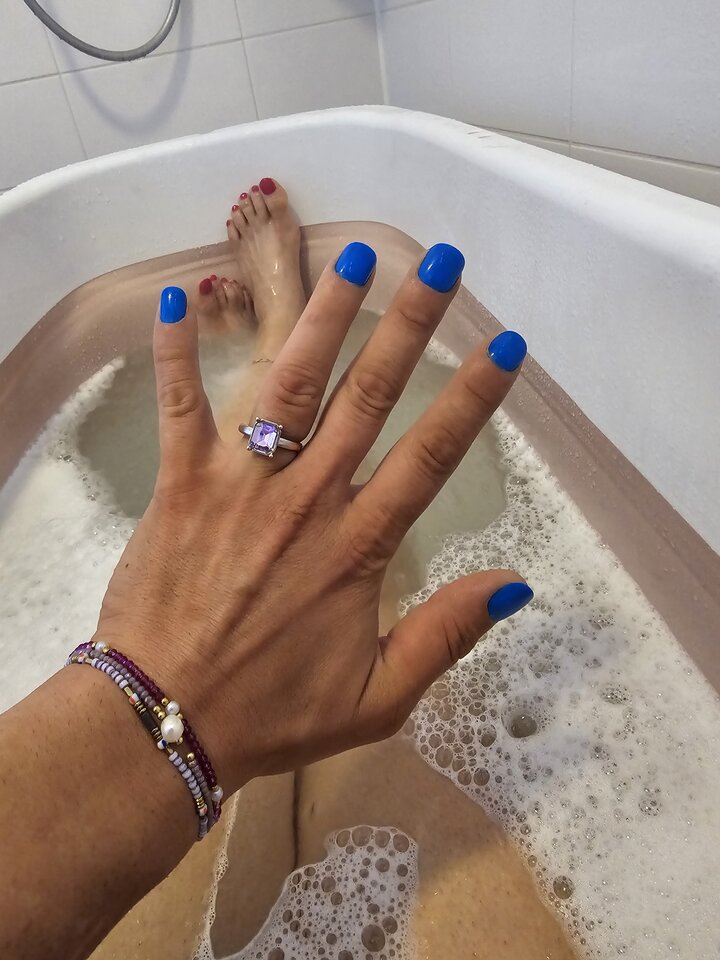 1000015633.jpg - j0aNa89