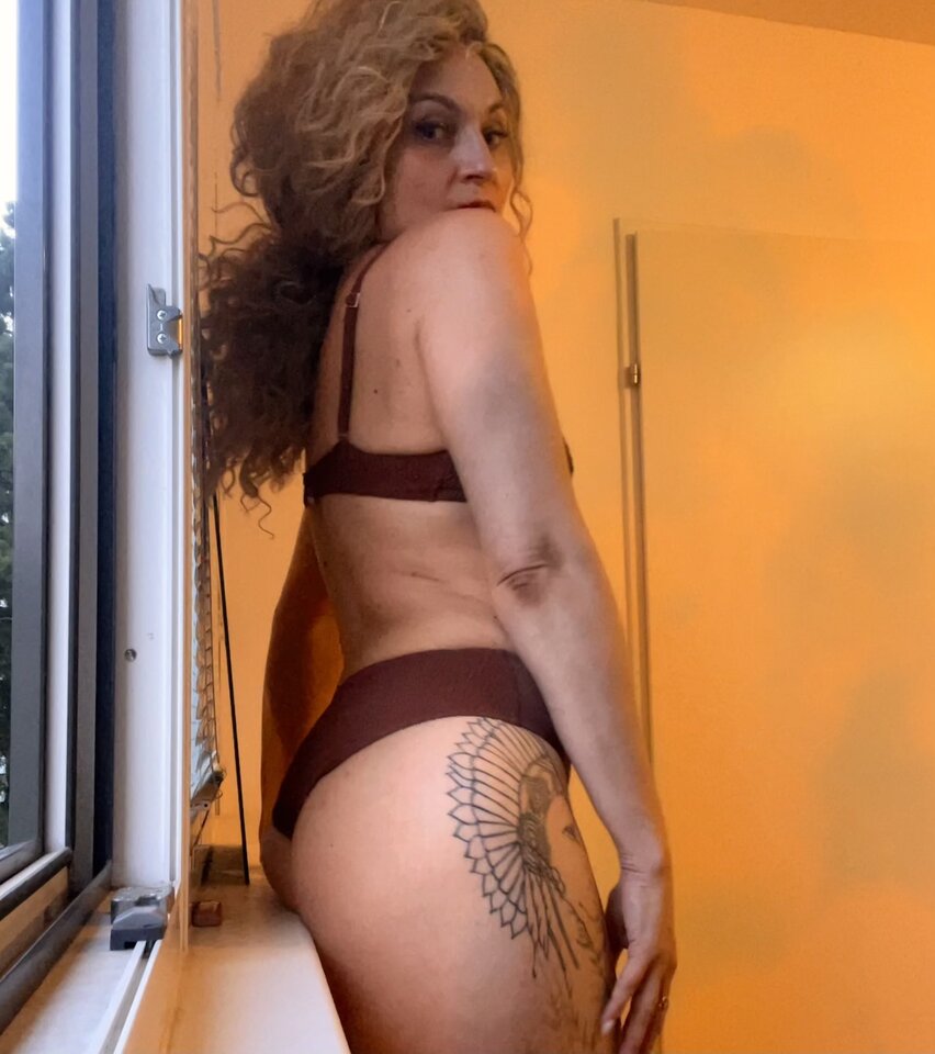 IMG_0004.jpeg - YourBlackAngel