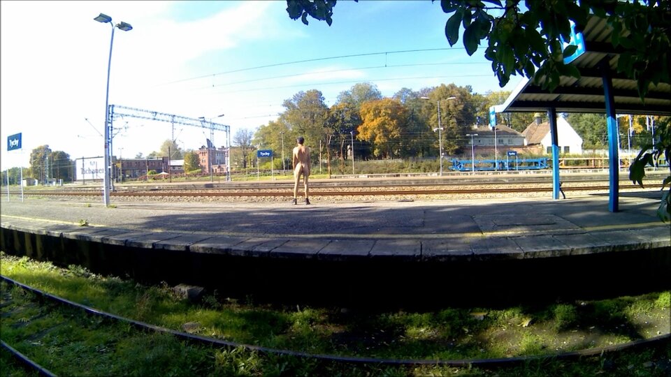 Tychy dworzec.mp4_snapshot_00.23.534.jpg - Krzysztof_cfnm
