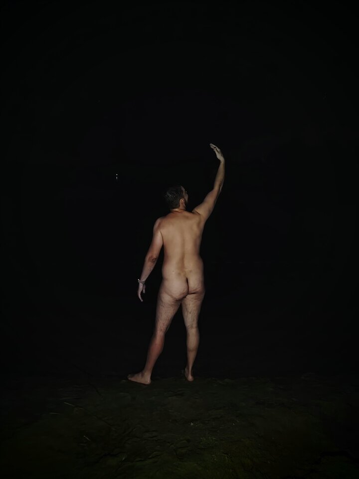 Plaża nocą - Anmarcz