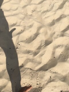 Zostaję na piasku😂