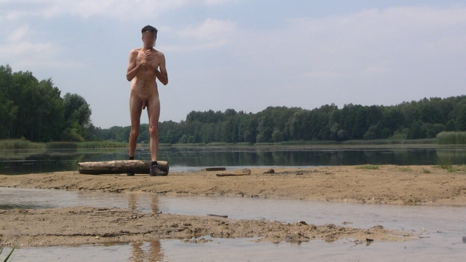 MOV003.avi_snapshot_00.44.053.jpg - Krzysztof_cfnm