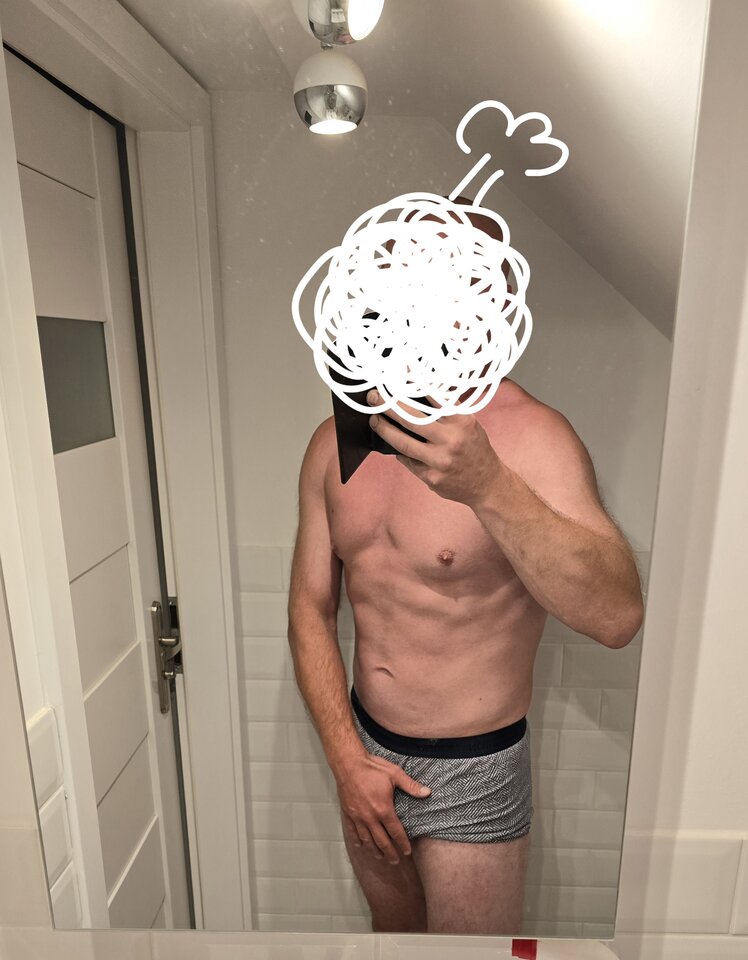 1000000913.jpg - Ddddickies777