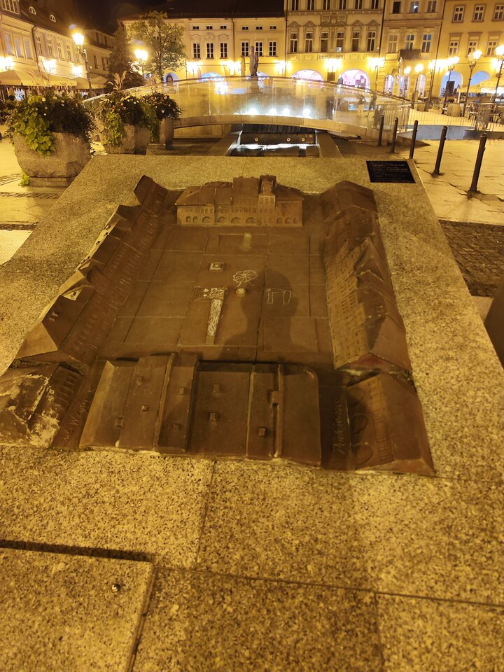 2024-07-1823.28.361965134360496844675.jpg - tom6970