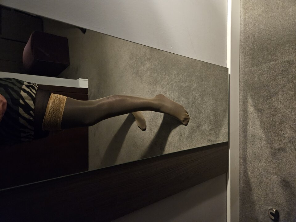 1000020134.jpg - KinkyII40