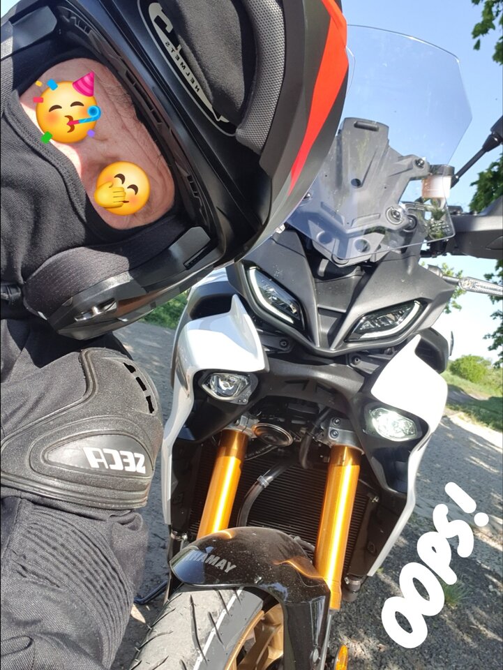 moto na zbiornik.jpg - marek29slask